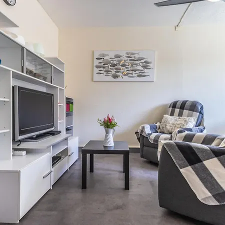 Les Grenadines-2 By Interhome *